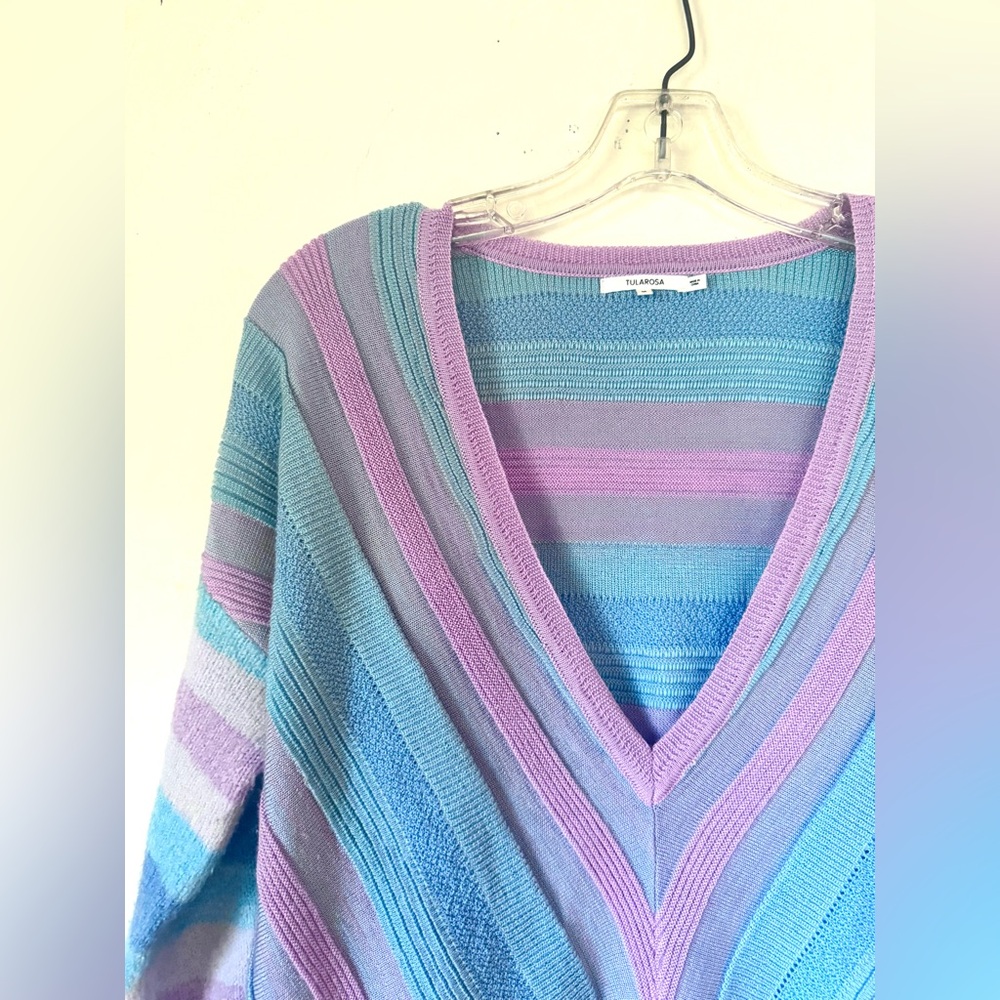 Pastel Tularosa V-neck Sweater
